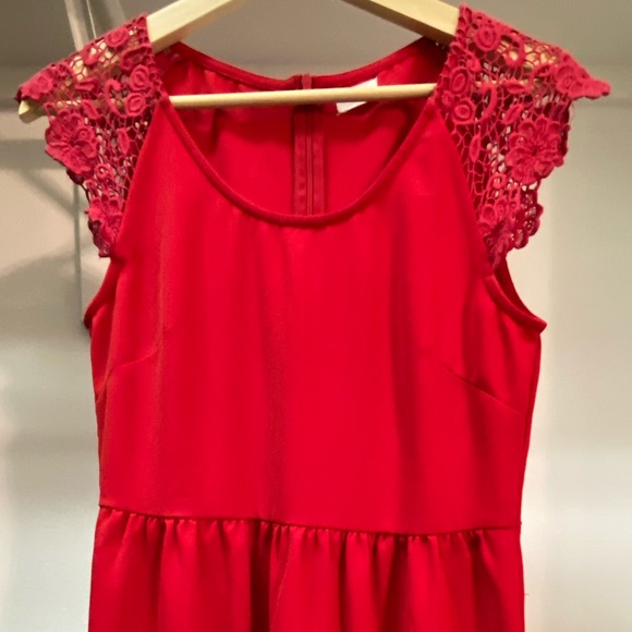 Dress - Picture 2 of 2